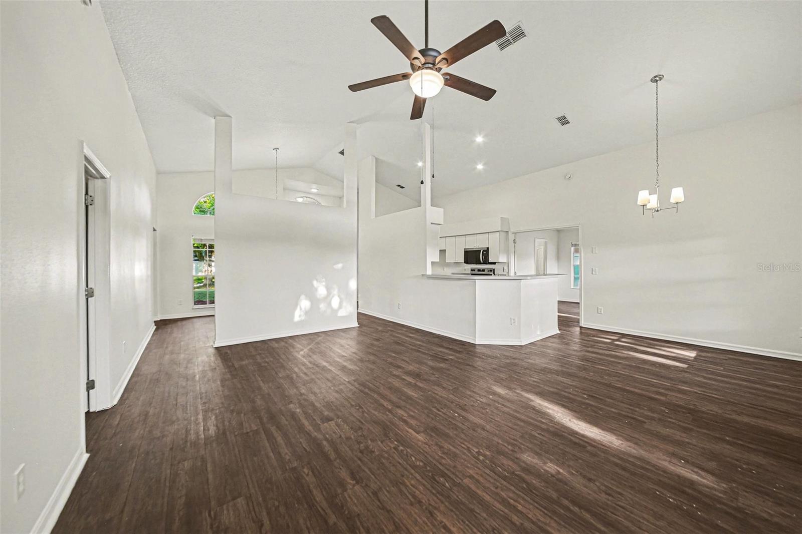 321 STERLING LAKE DR, OCOEE, FL, 34761
