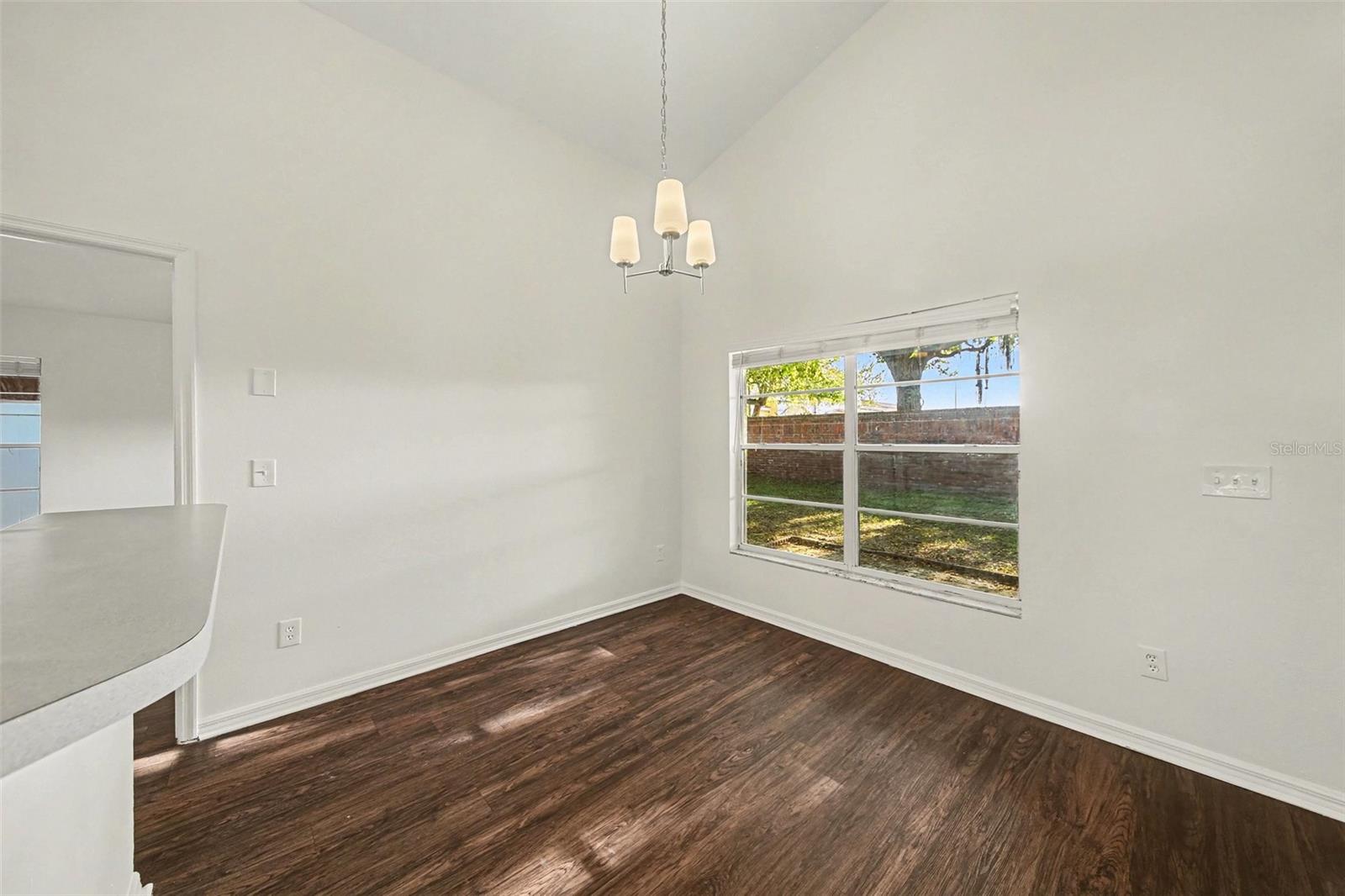 321 STERLING LAKE DR, OCOEE, FL, 34761