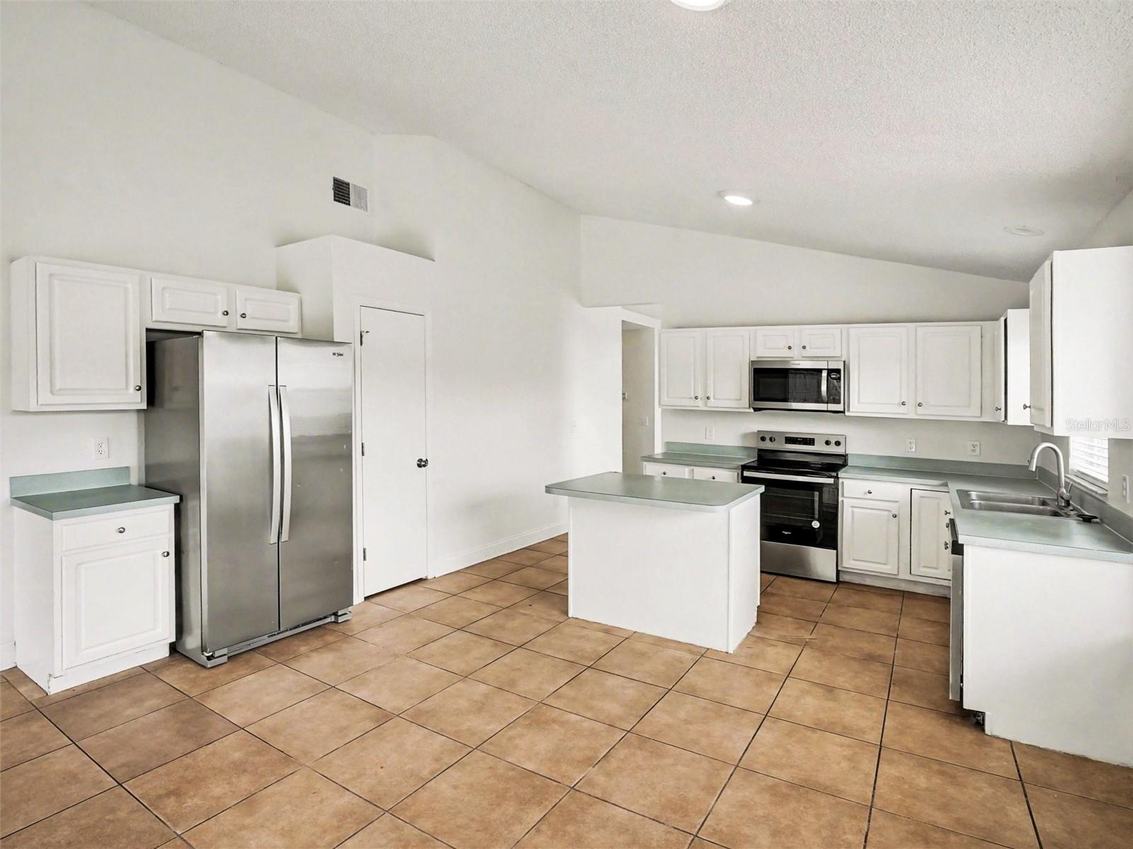 7242 MINIPPI DR, ORLANDO, FL, 32818