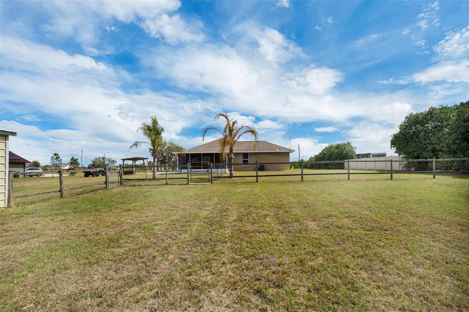 12647 SWEET HILL RD, POLK CITY, FL, 33868