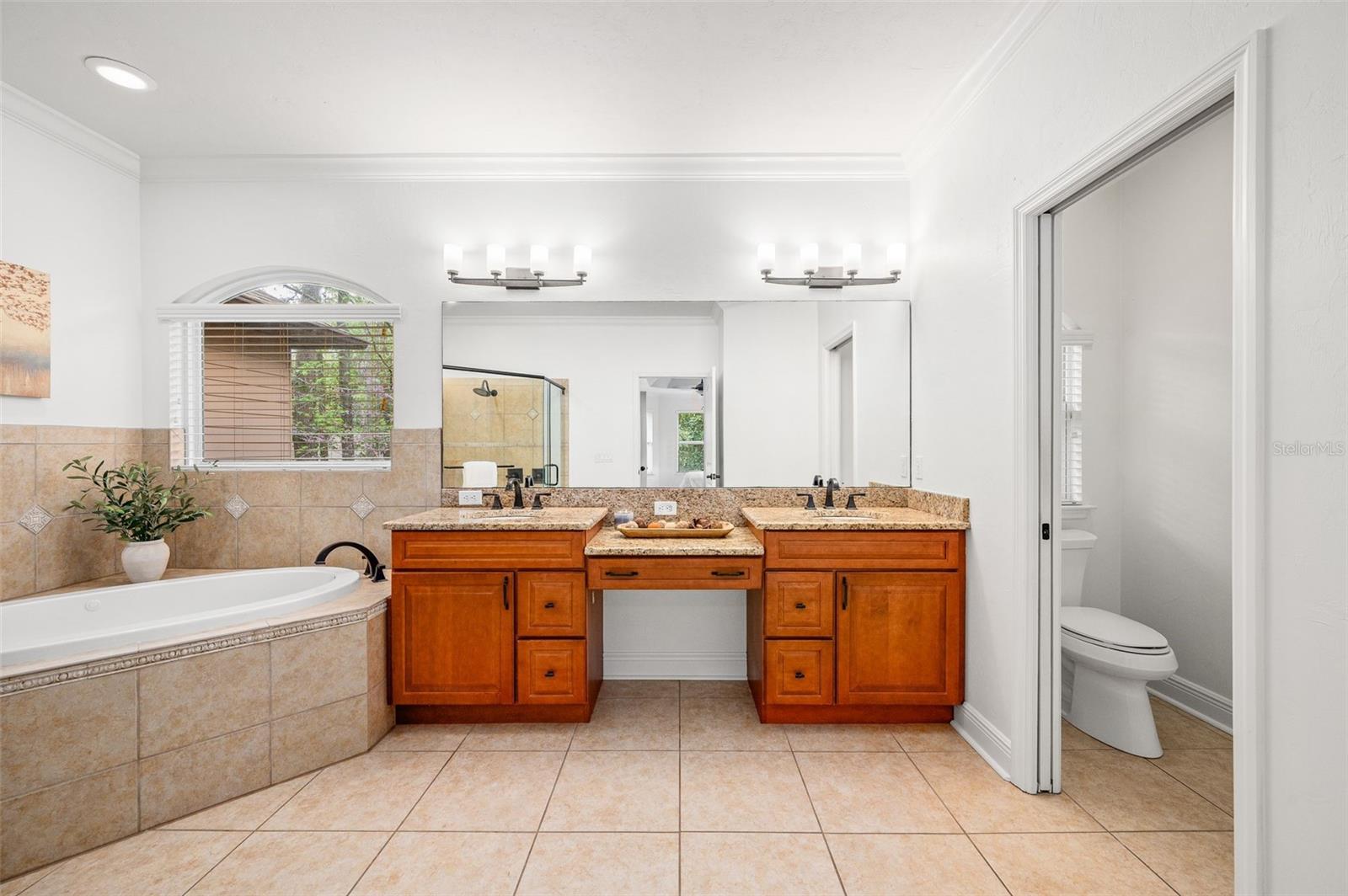 2163 SW 37TH CT, GAINESVILLE, FL, 32608