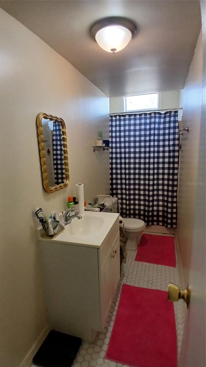 542 DIVISION ST, TARPON SPRINGS, FL, 34689