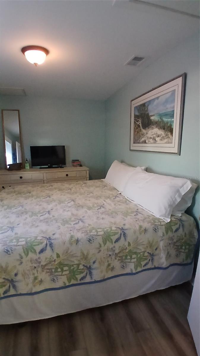 542 DIVISION ST, TARPON SPRINGS, FL, 34689