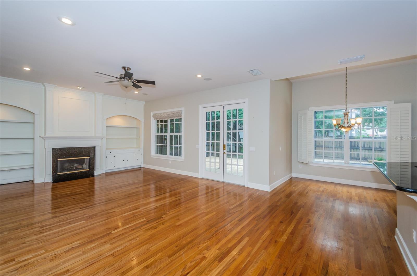 3410 W BAY VILLA AVE, TAMPA, FL, 33611