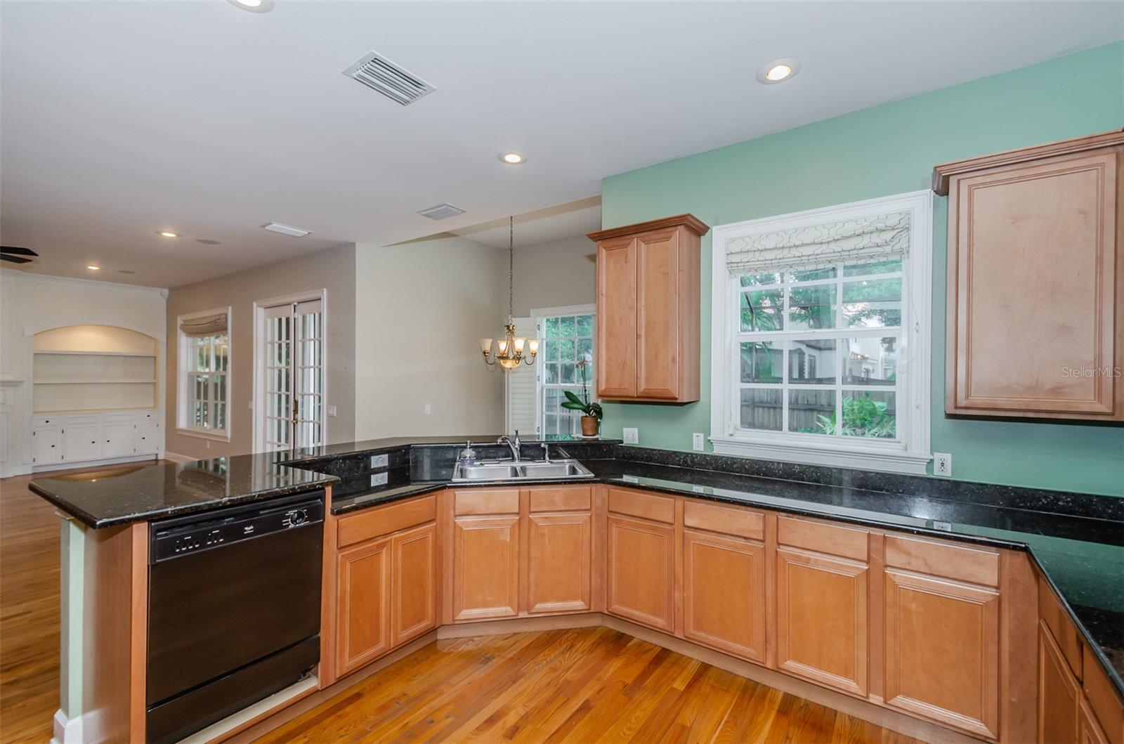 3410 W BAY VILLA AVE, TAMPA, FL, 33611