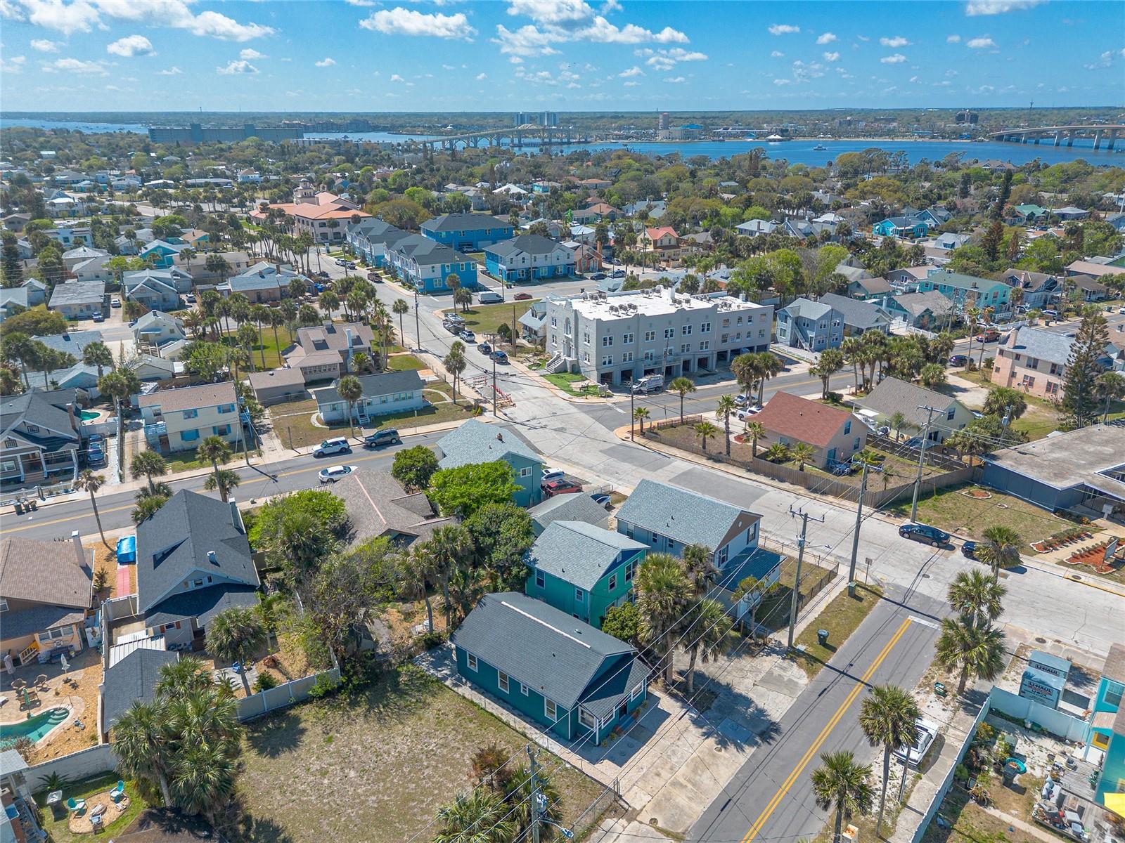 708 DAVIS ST, DAYTONA BEACH, FL, 32118