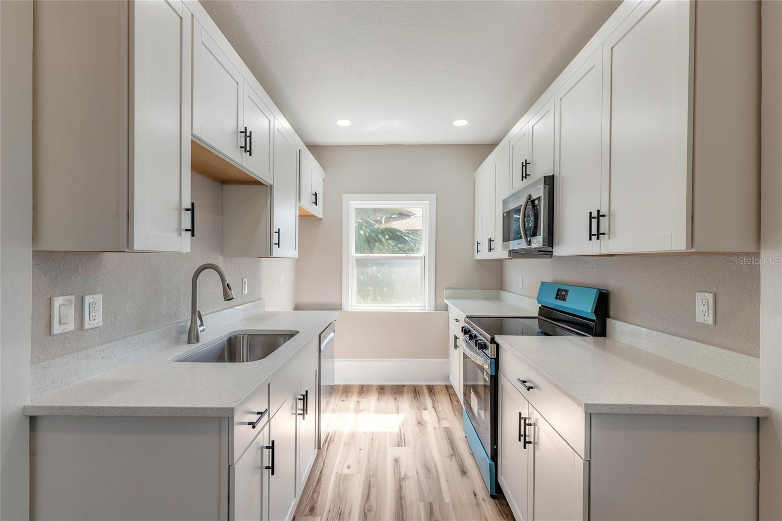 708 DAVIS ST, DAYTONA BEACH, FL, 32118