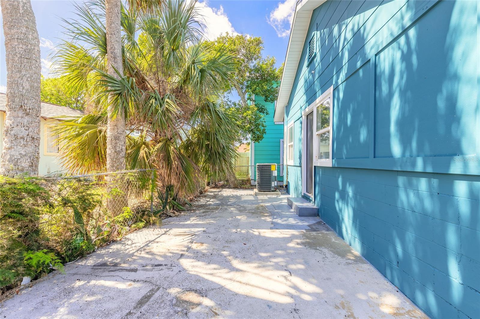 708 DAVIS ST, DAYTONA BEACH, FL, 32118