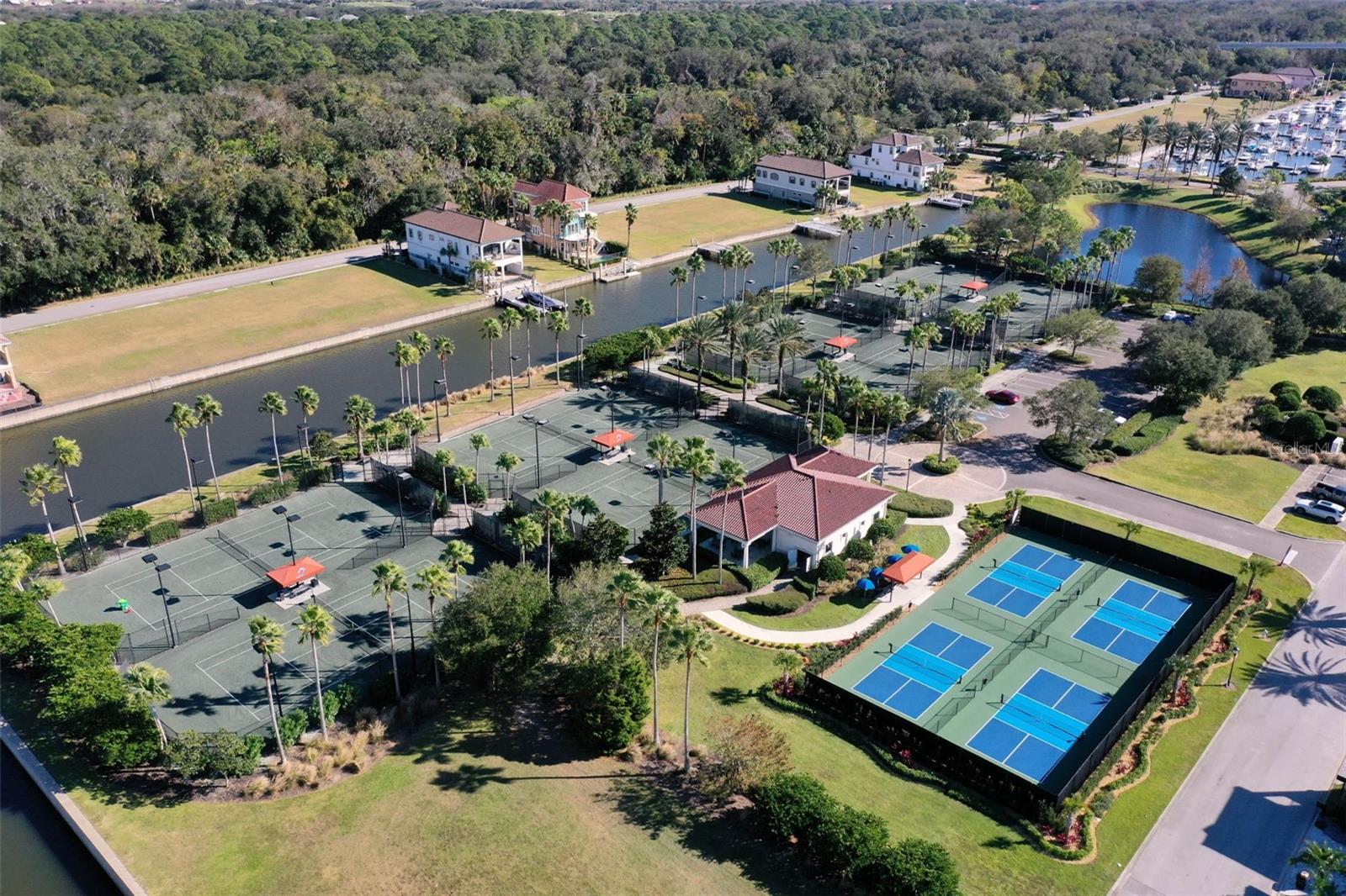 355 HARBOR VILLAGE PT N, PALM COAST, FL, 32137