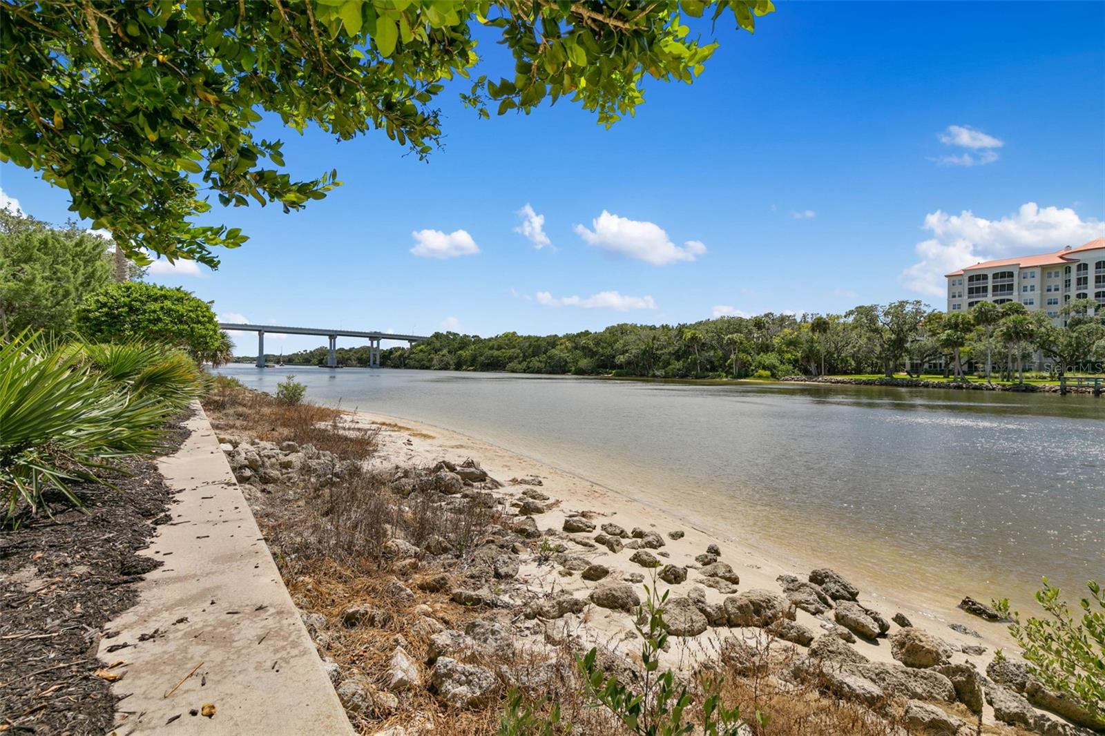 355 HARBOR VILLAGE PT N, PALM COAST, FL, 32137