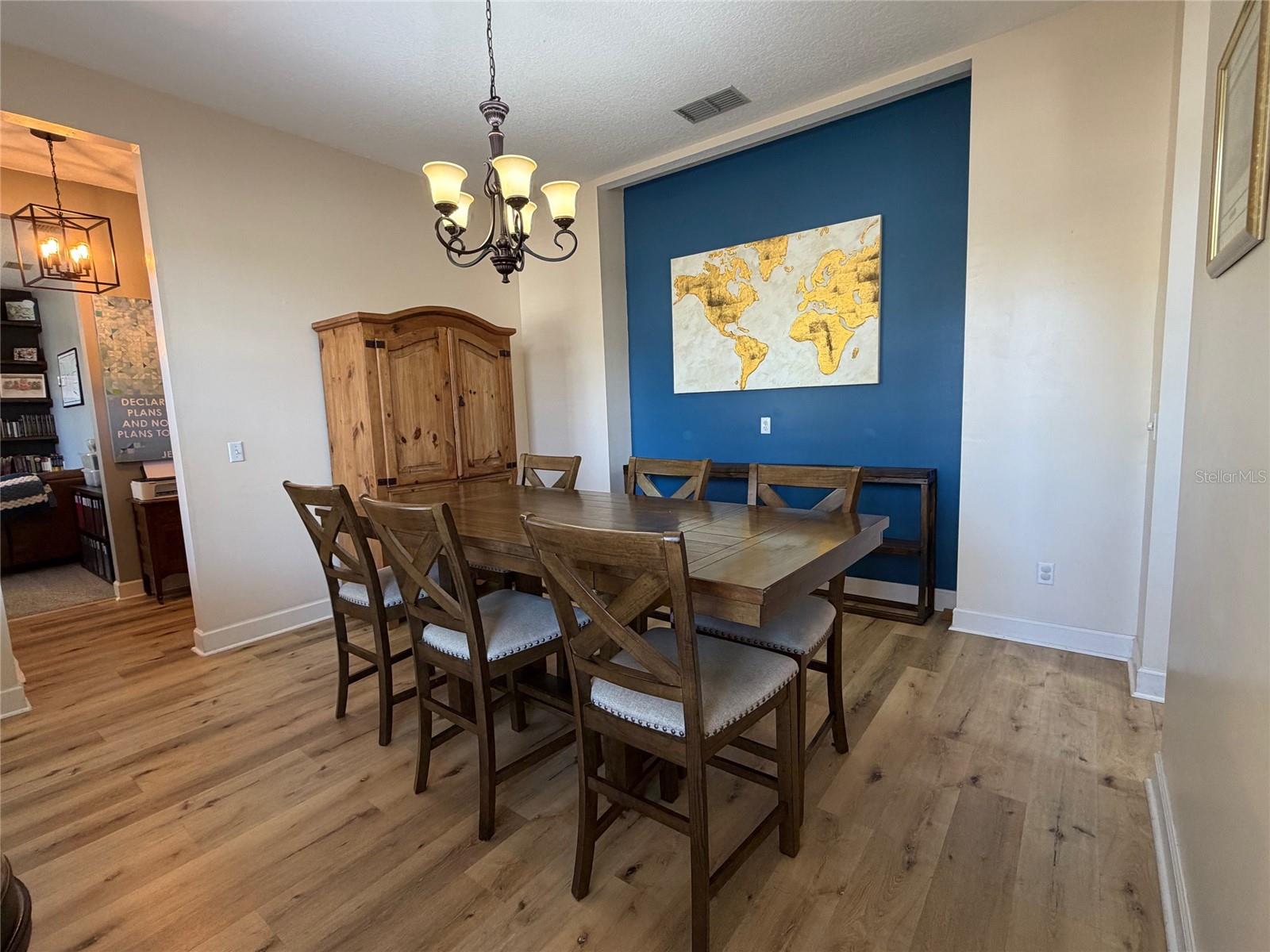 1527 DESS DR, ORLANDO, FL, 32818