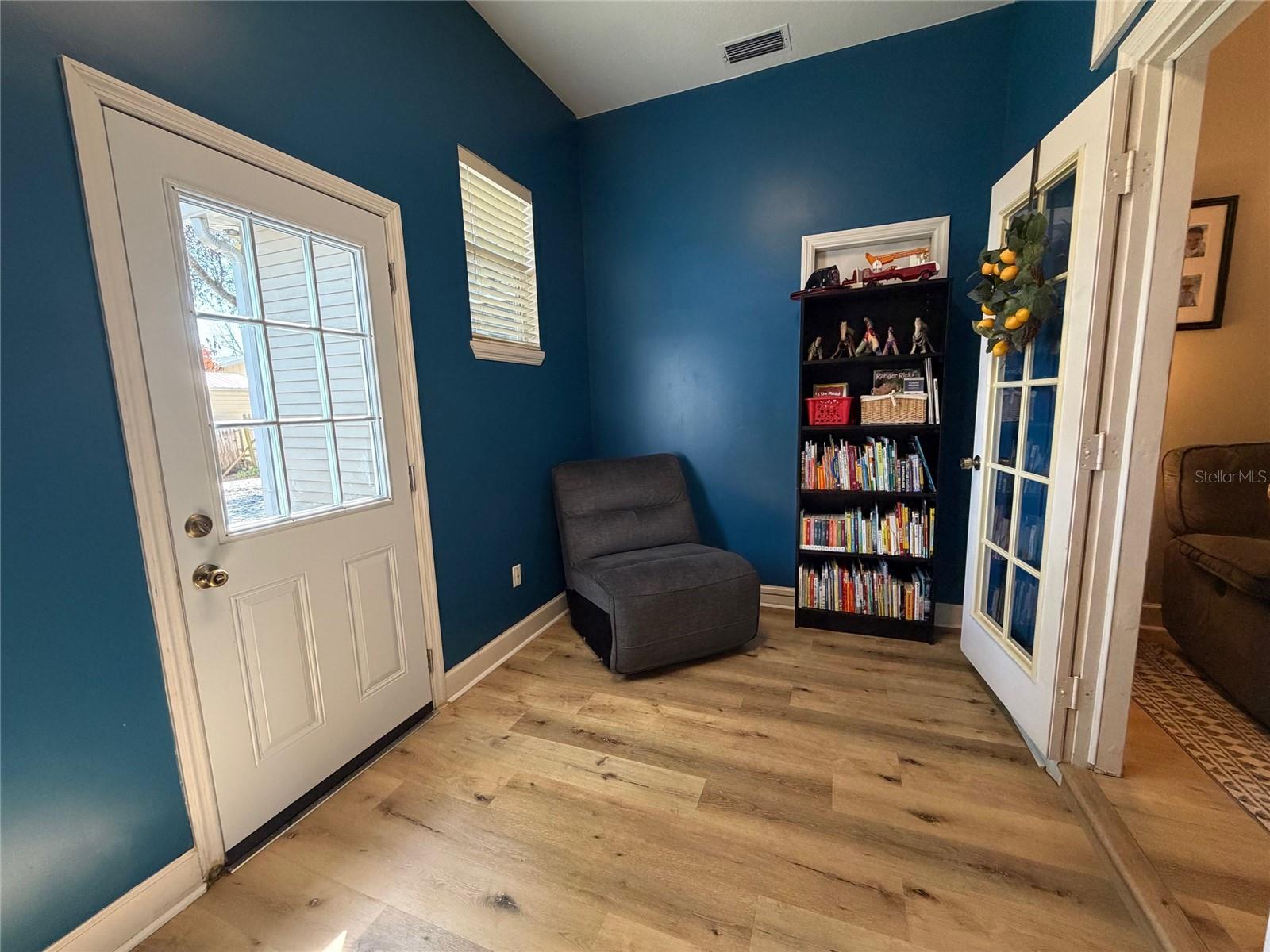 1527 DESS DR, ORLANDO, FL, 32818