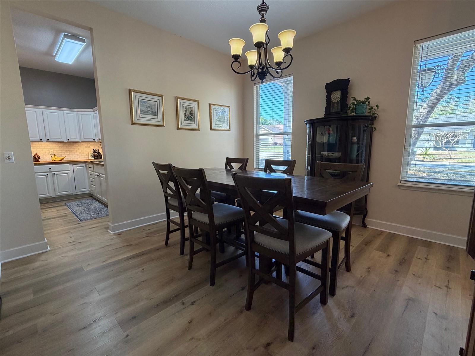 1527 DESS DR, ORLANDO, FL, 32818