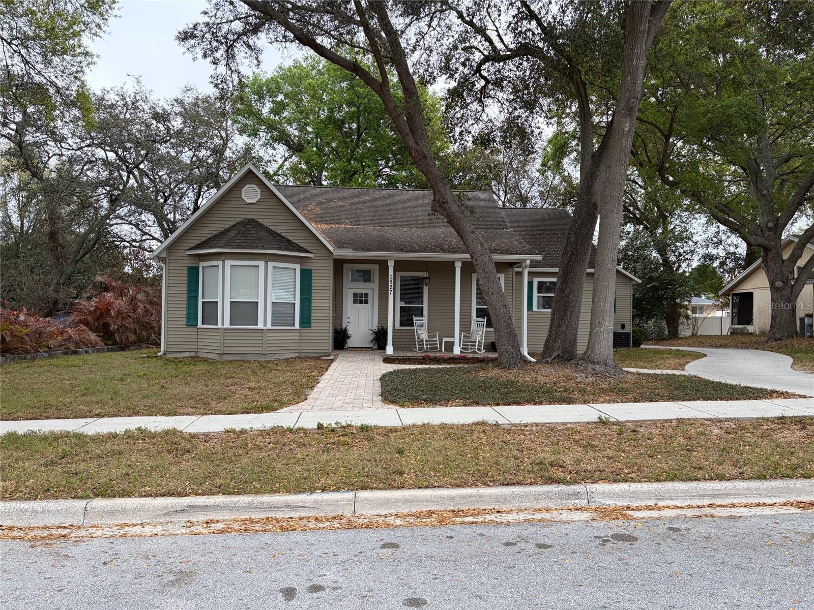 1527 DESS DR, ORLANDO, FL, 32818