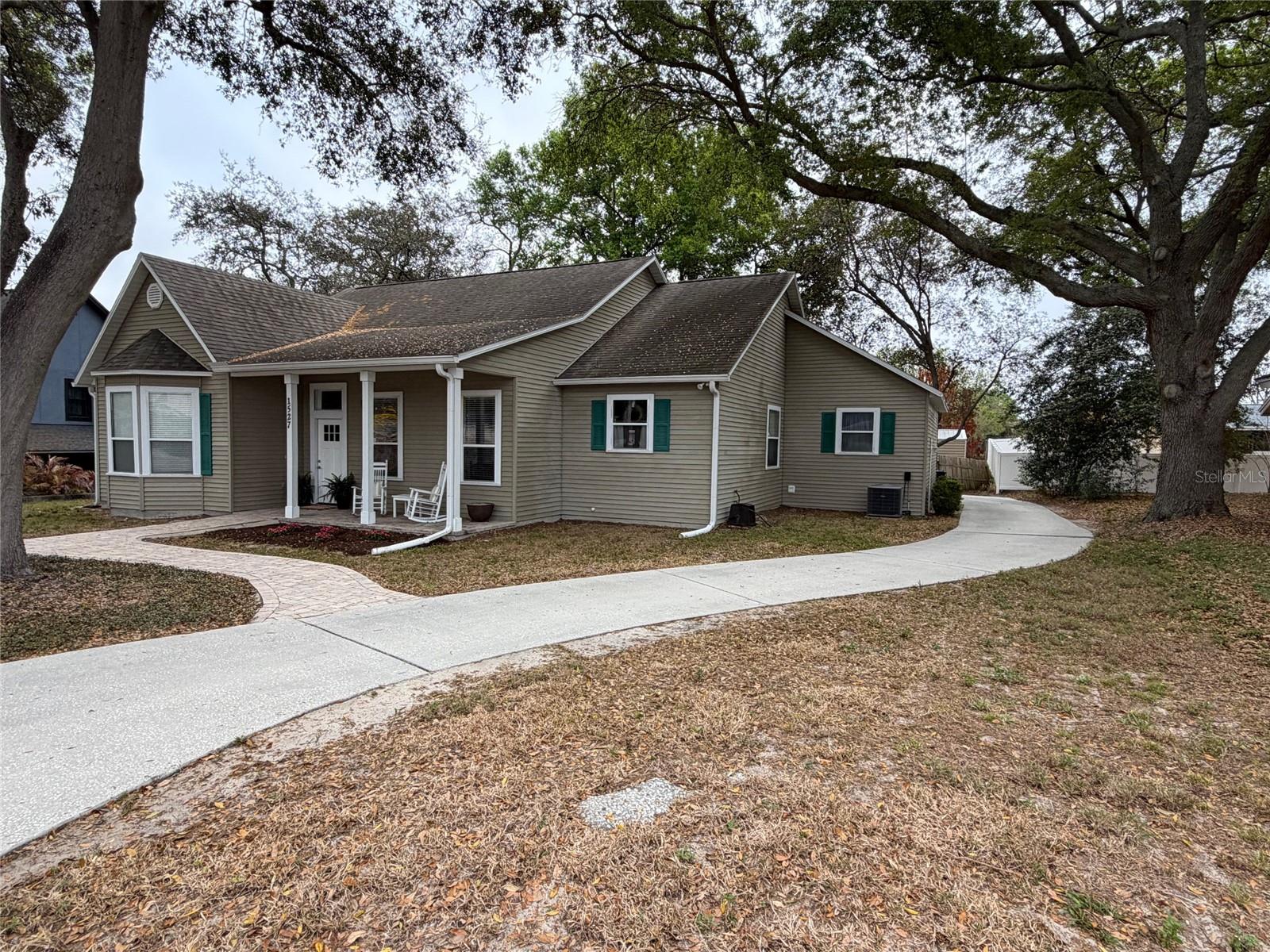 1527 DESS DR, ORLANDO, FL, 32818