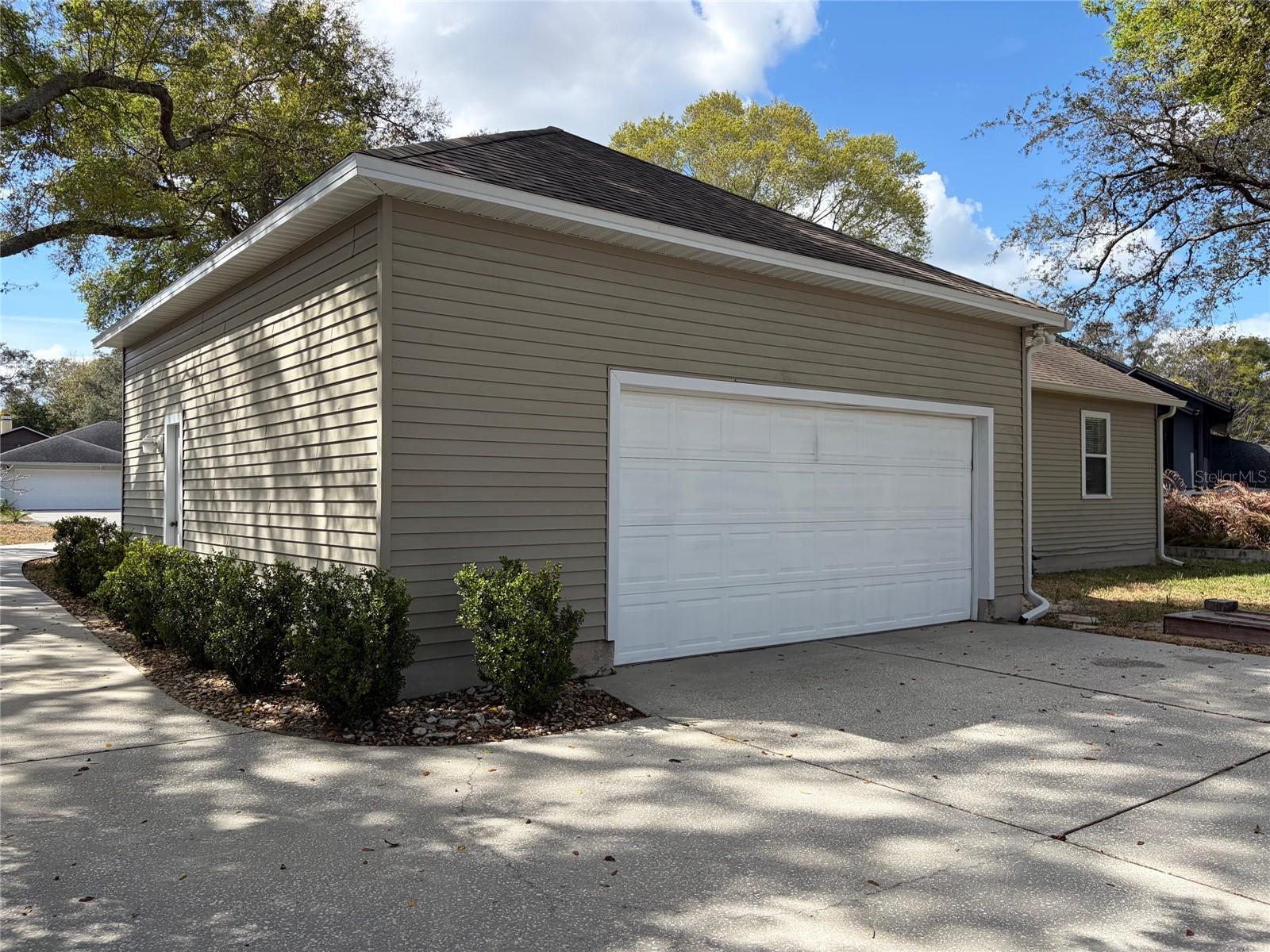 1527 DESS DR, ORLANDO, FL, 32818