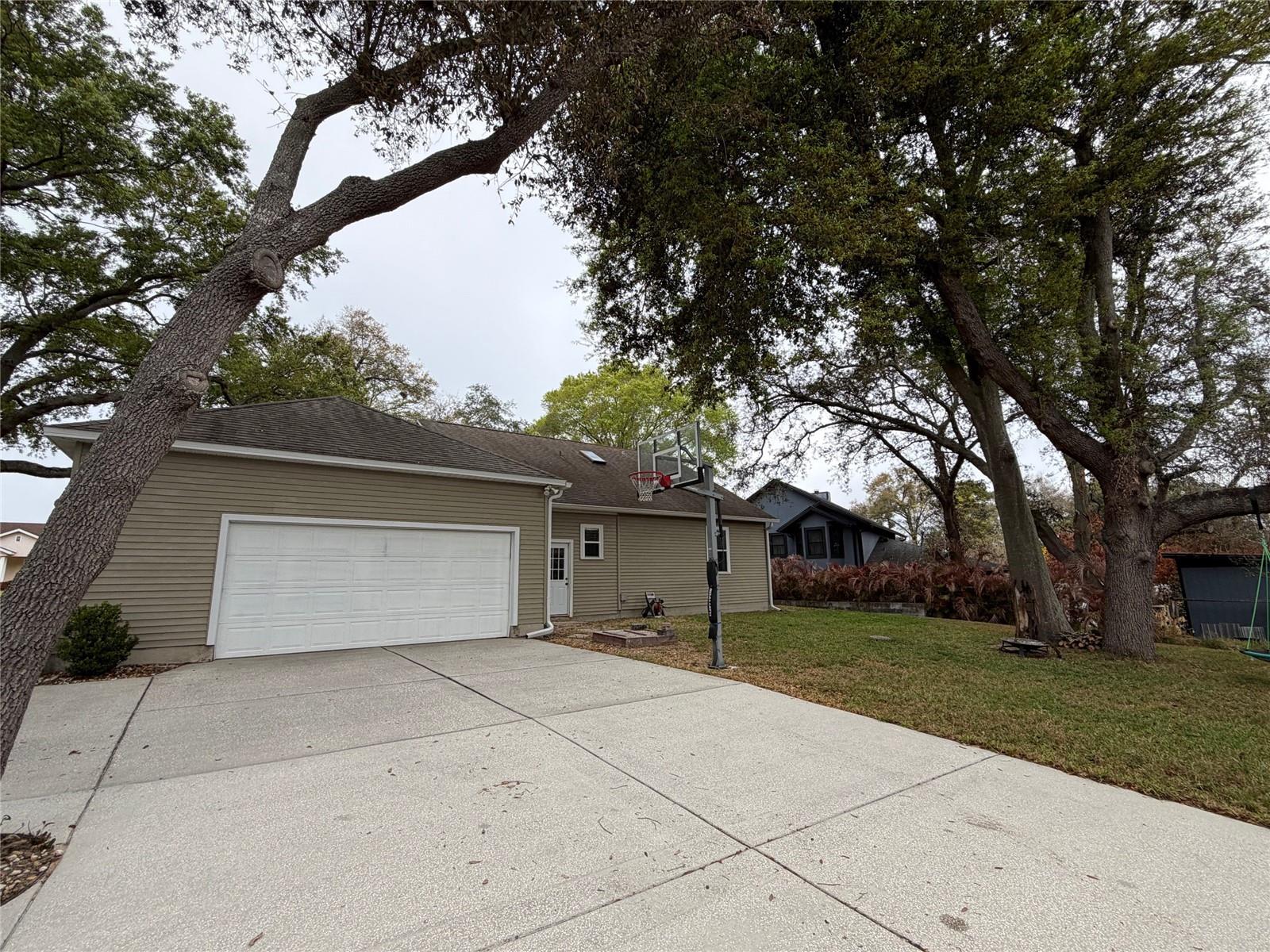 1527 DESS DR, ORLANDO, FL, 32818