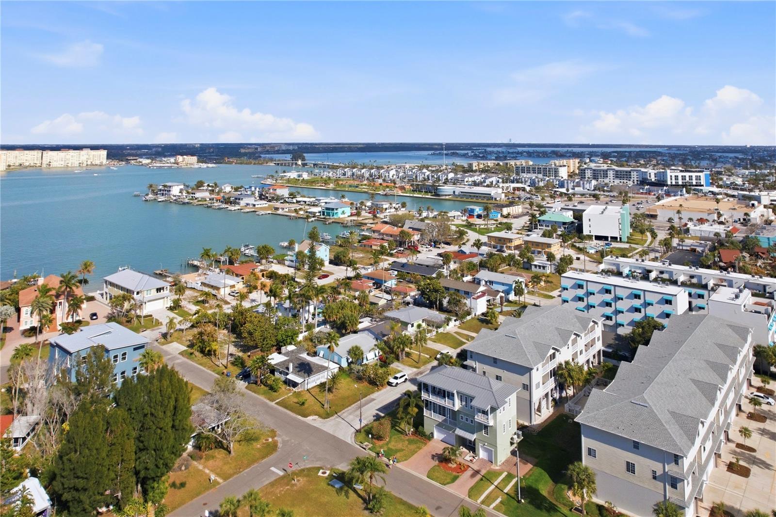 15424 2ND ST E, MADEIRA BEACH, FL, 33708