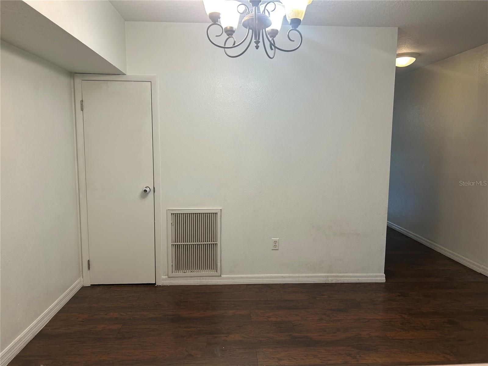 427 KENSINGTON LAKE CIR, BRANDON, FL, 33511