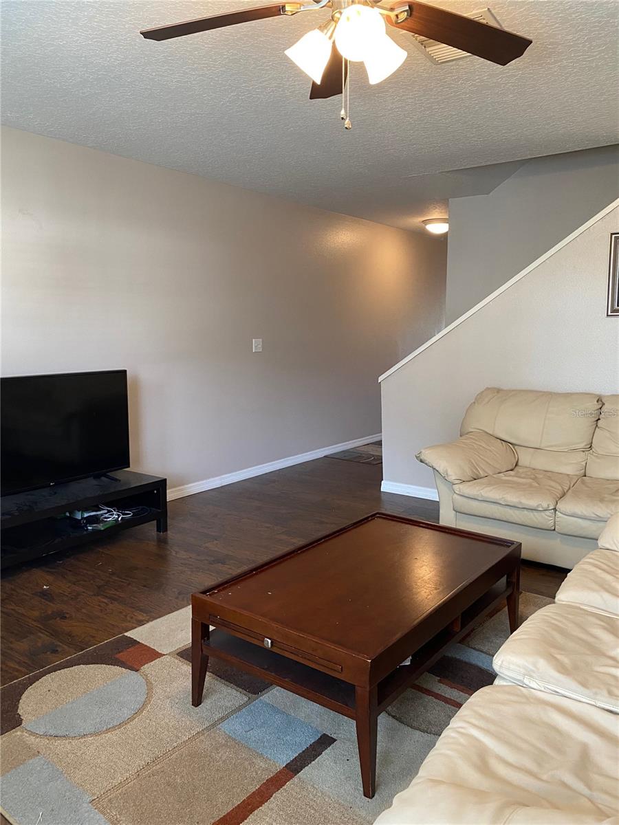 427 KENSINGTON LAKE CIR, BRANDON, FL, 33511