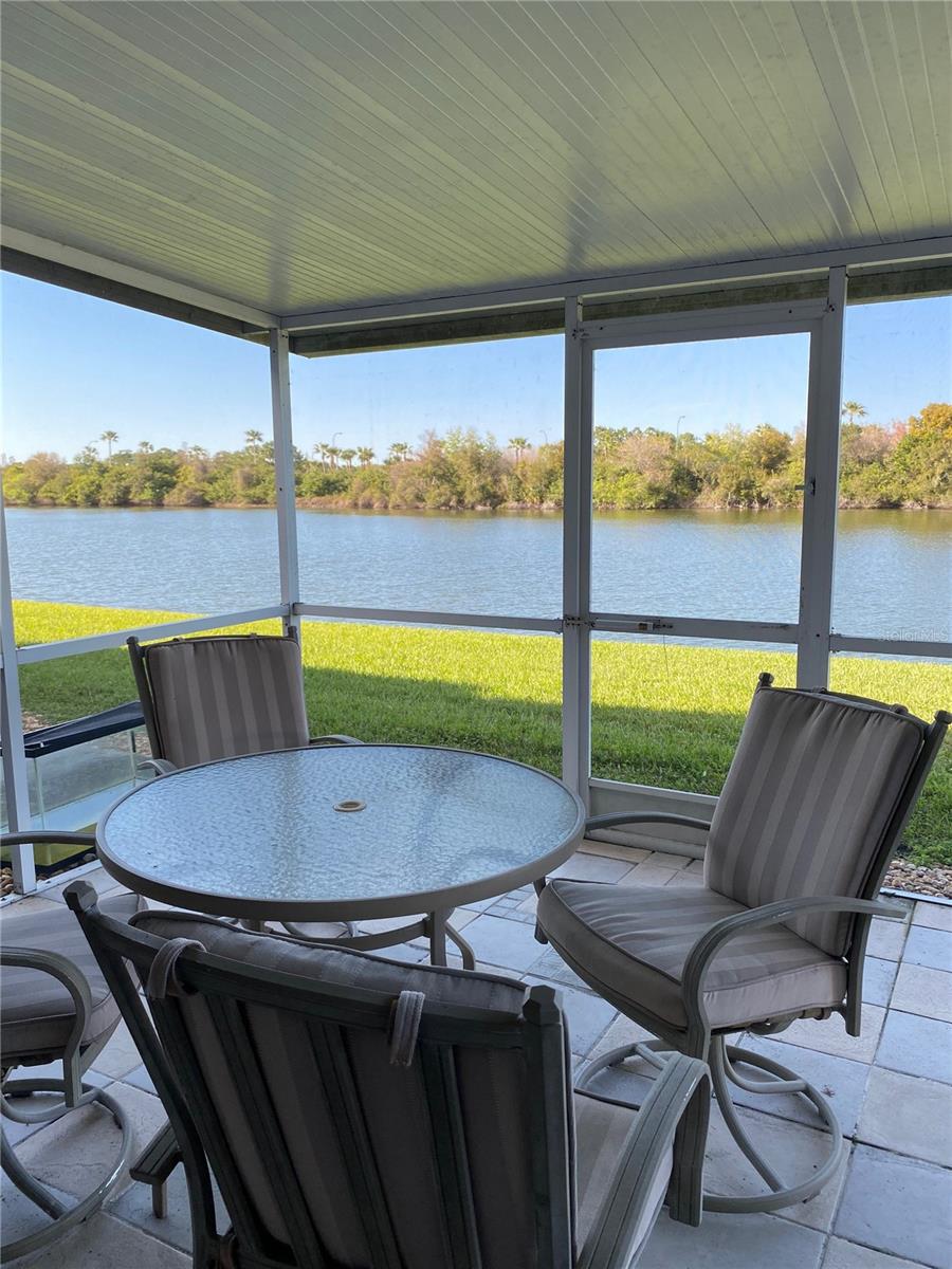 427 KENSINGTON LAKE CIR, BRANDON, FL, 33511