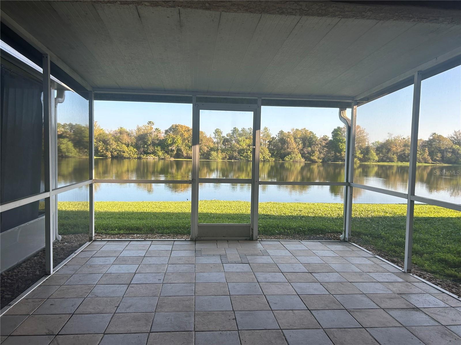 427 KENSINGTON LAKE CIR, BRANDON, FL, 33511