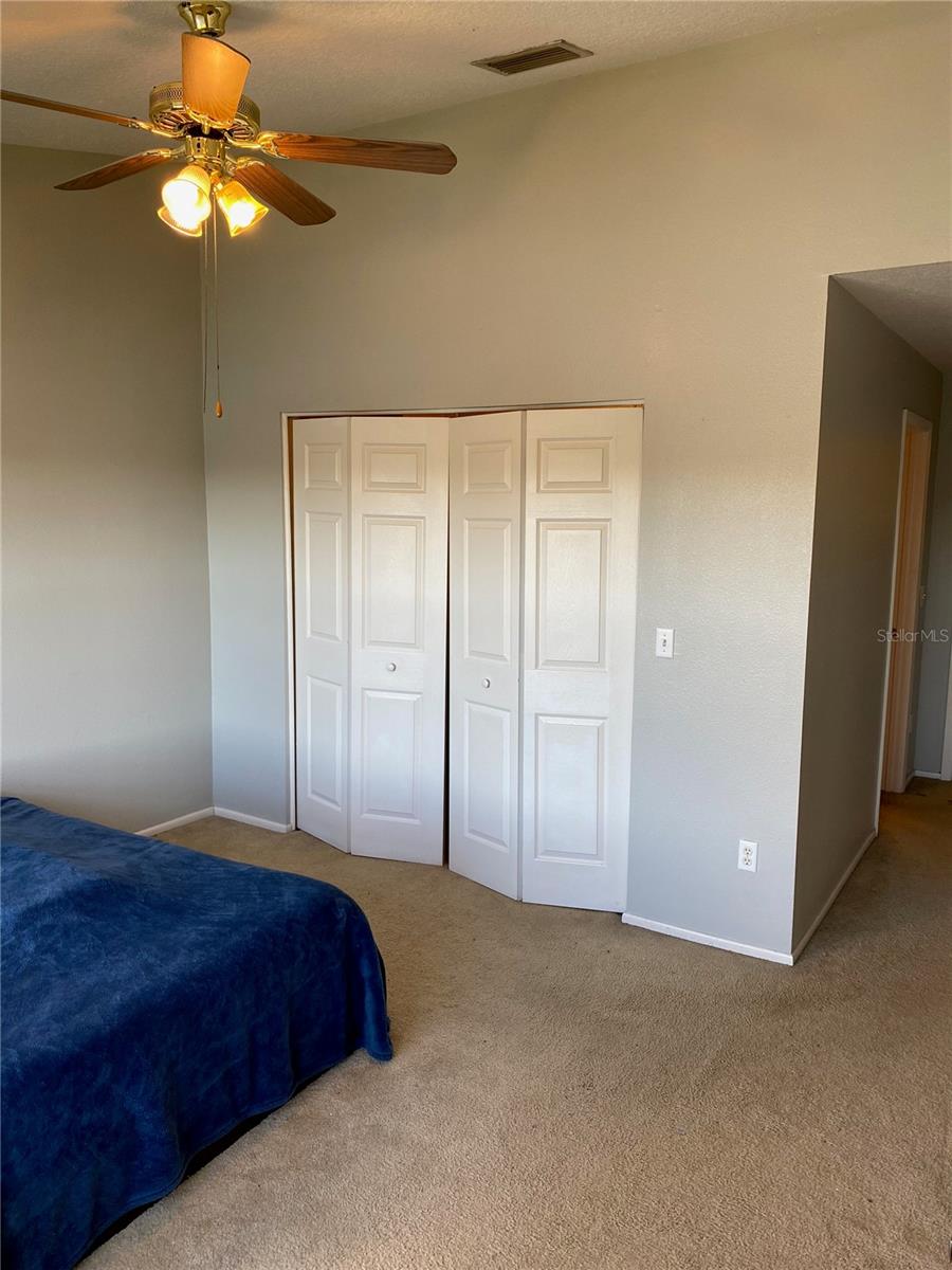 427 KENSINGTON LAKE CIR, BRANDON, FL, 33511