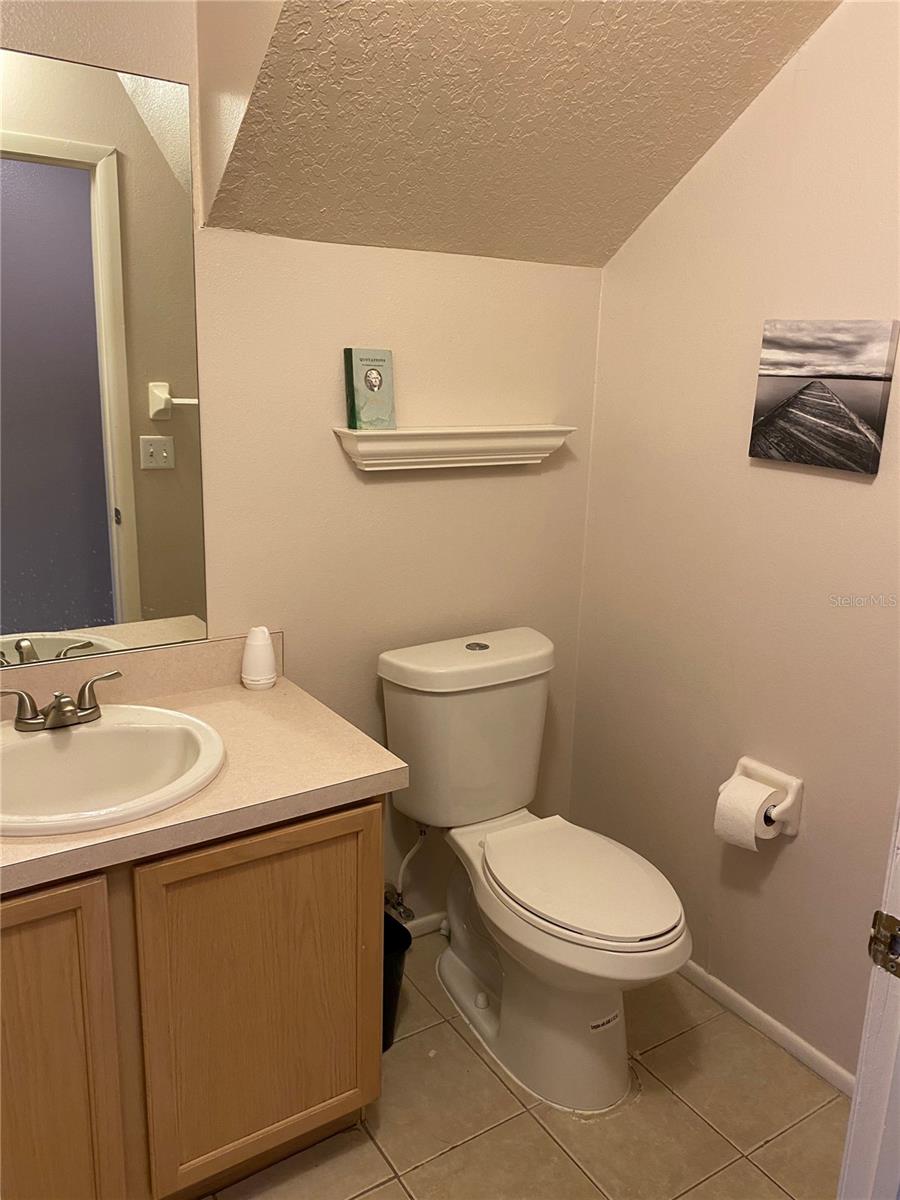 427 KENSINGTON LAKE CIR, BRANDON, FL, 33511