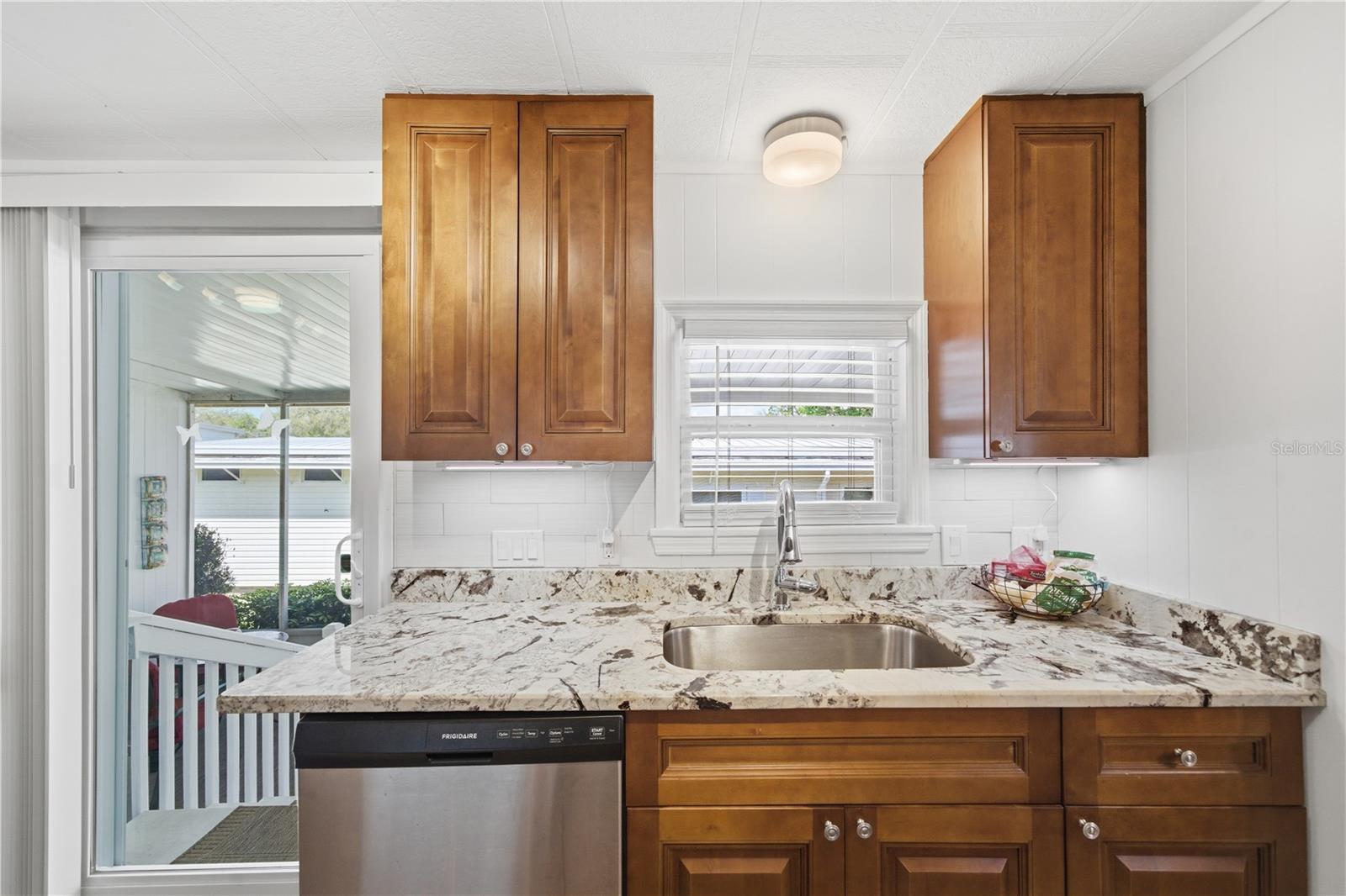 84 JACARANDA DR #15, SAFETY HARBOR, FL, 34695