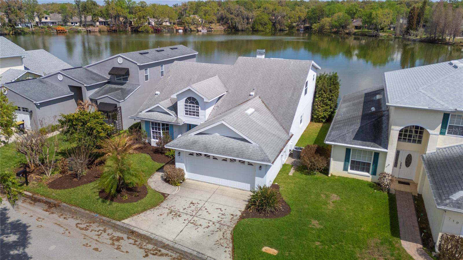 725 PENINSULAR DR, LAKELAND, FL, 33813