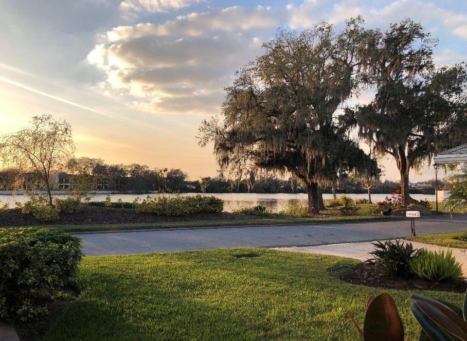 725 PENINSULAR DR, LAKELAND, FL, 33813