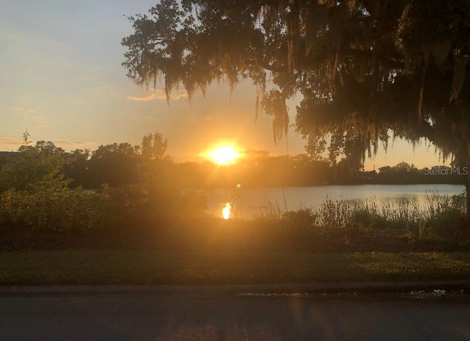 725 PENINSULAR DR, LAKELAND, FL, 33813