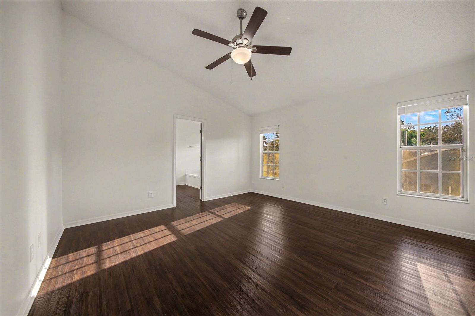 1054 ROYAL OAKS DR, APOPKA, FL, 32703