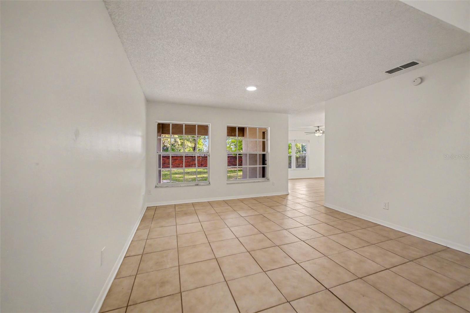 1054 ROYAL OAKS DR, APOPKA, FL, 32703