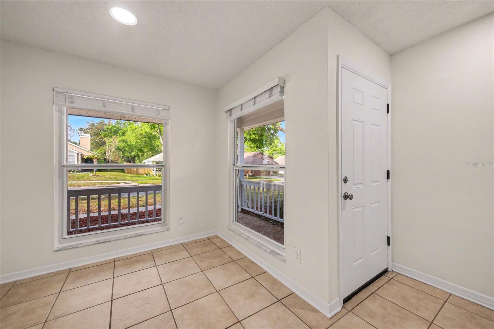 1054 ROYAL OAKS DR, APOPKA, FL, 32703