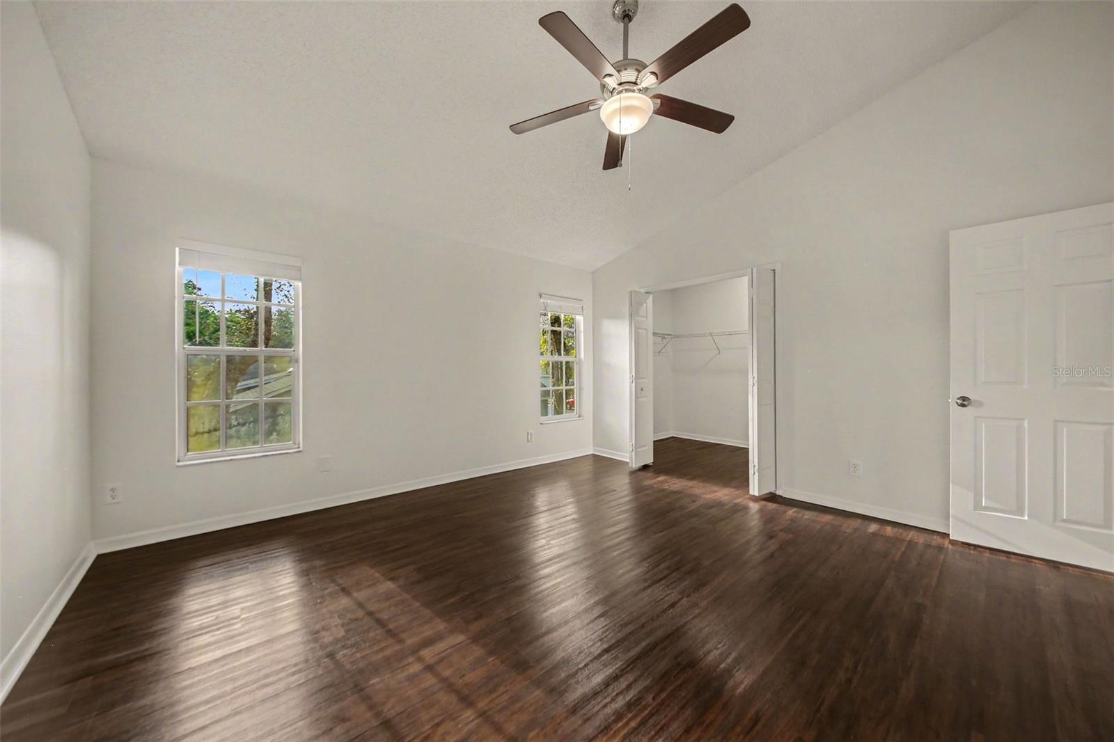 1054 ROYAL OAKS DR, APOPKA, FL, 32703