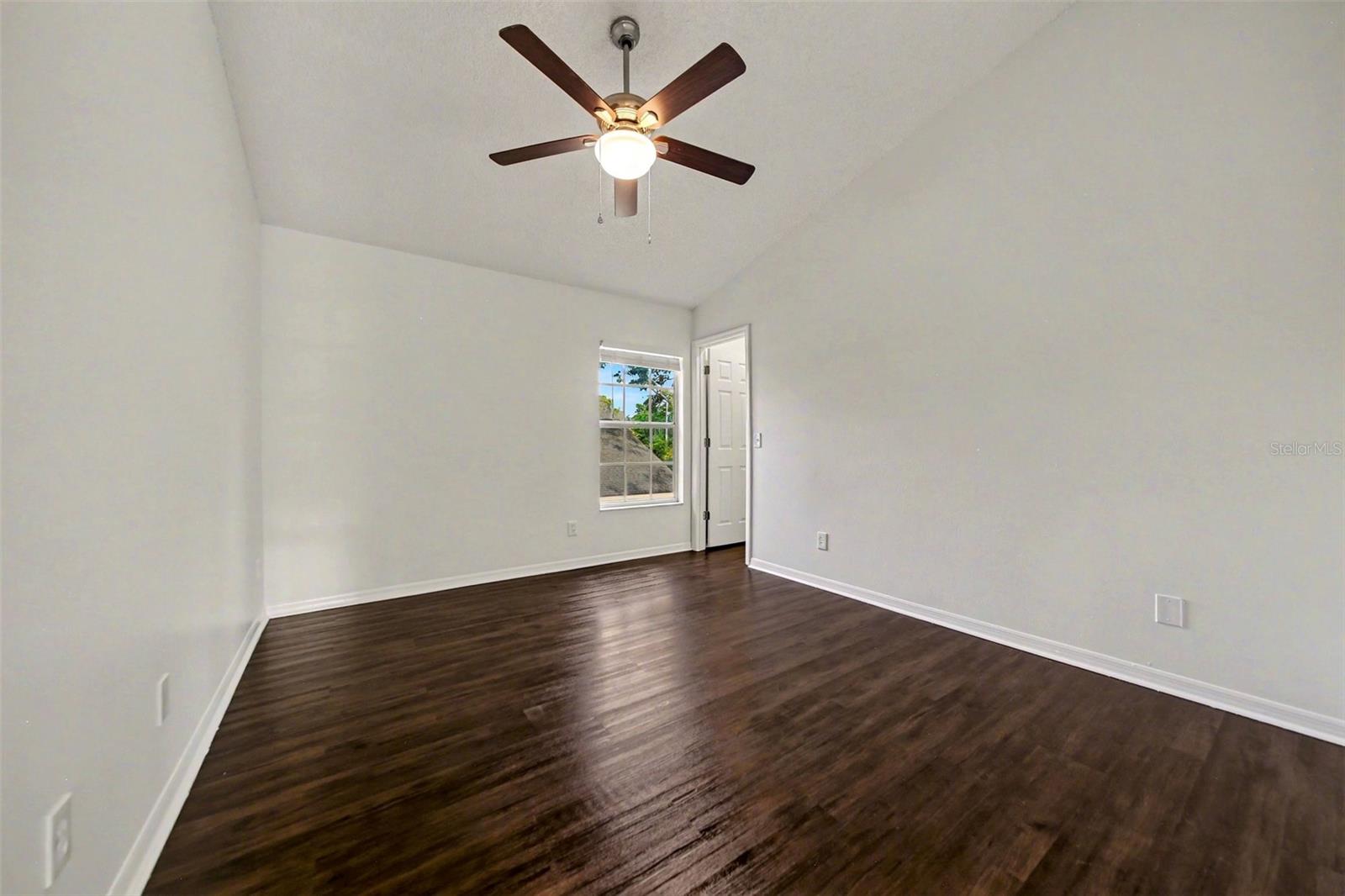 1054 ROYAL OAKS DR, APOPKA, FL, 32703
