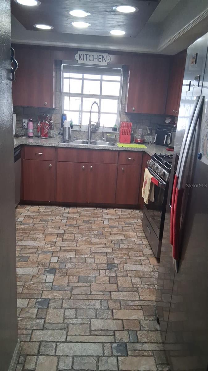 8016 APACHE LN, LAKELAND, FL, 33810