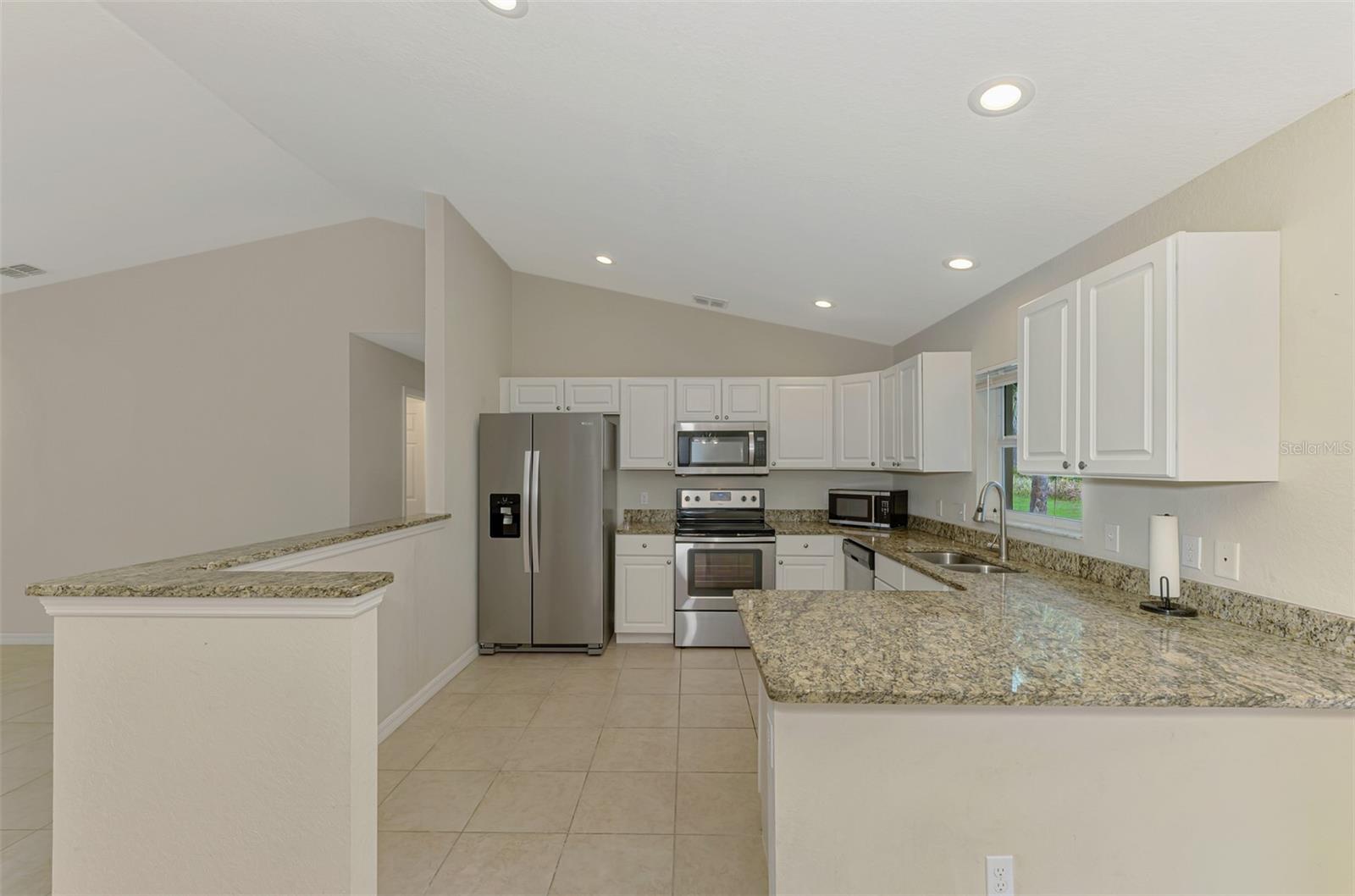 12462 BUFFING RD, PORT CHARLOTTE, FL, 33981
