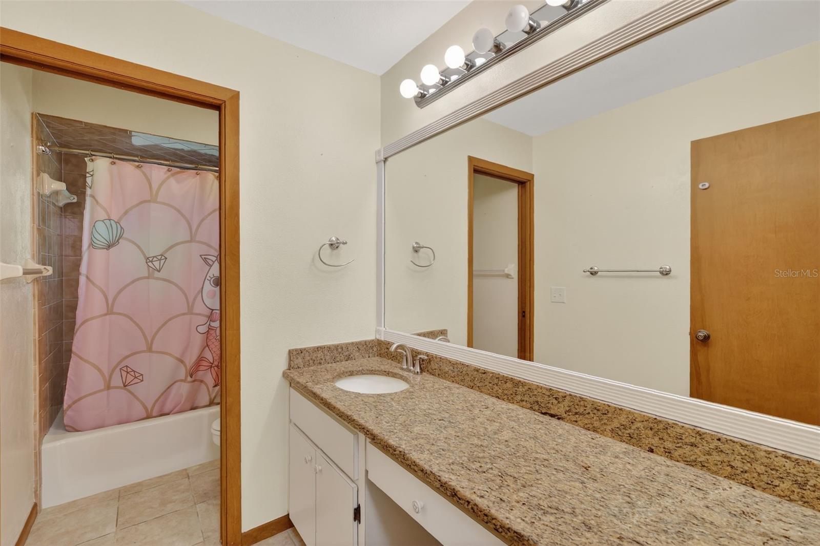 50 W COURT DR, EUSTIS, FL, 32726