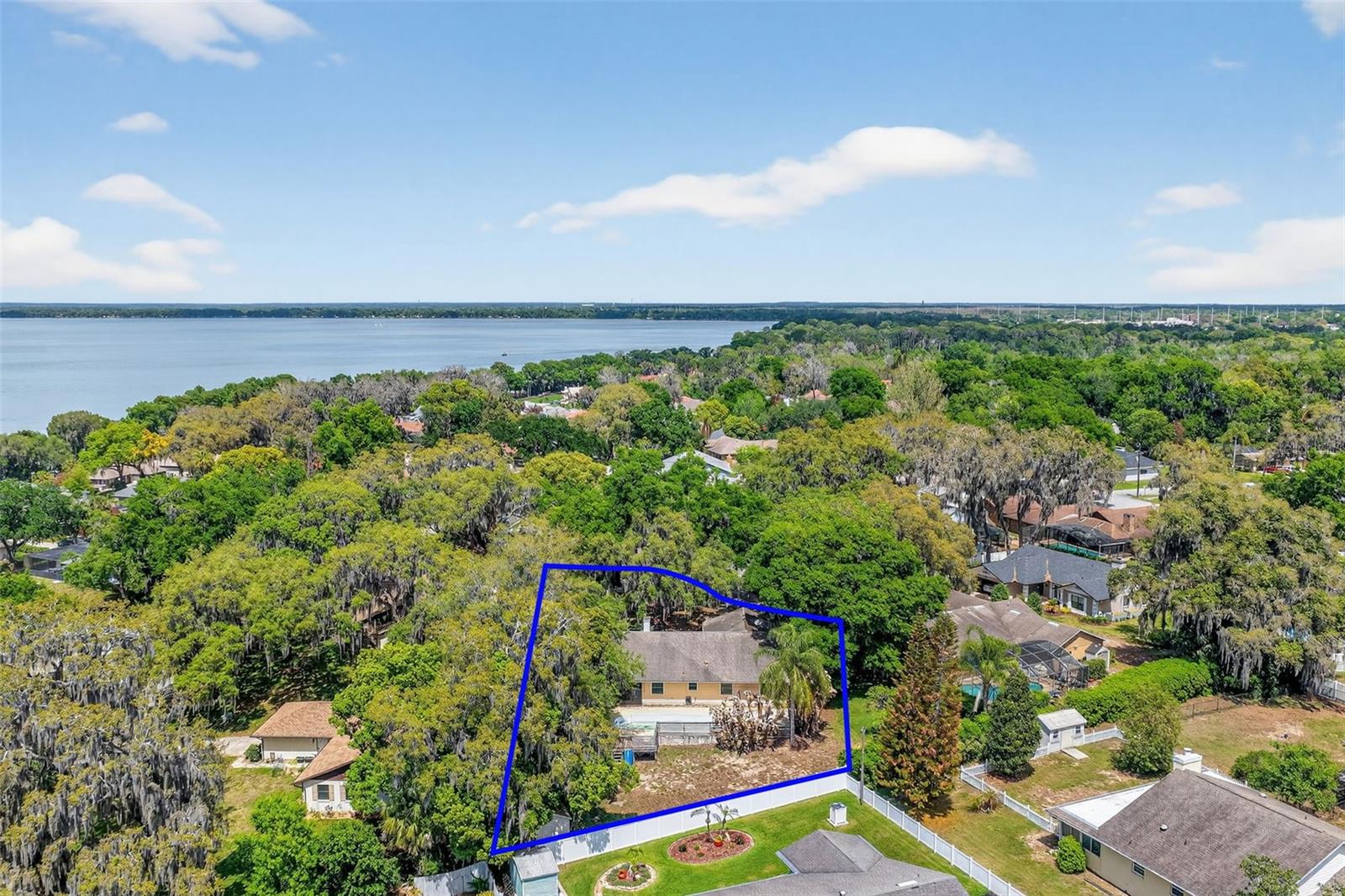 50 W COURT DR, EUSTIS, FL, 32726