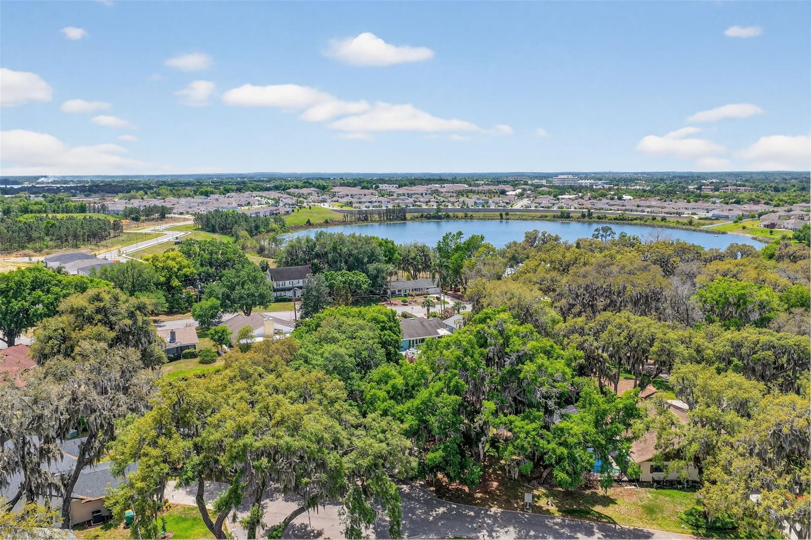 50 W COURT DR, EUSTIS, FL, 32726