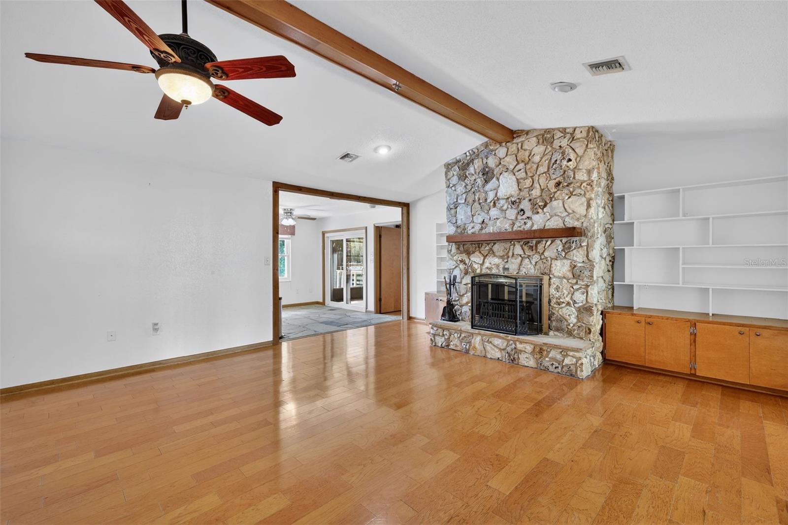 50 W COURT DR, EUSTIS, FL, 32726