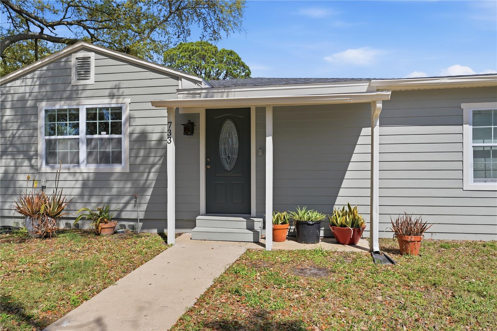 733 61ST AVE NE, ST PETERSBURG, FL, 33703