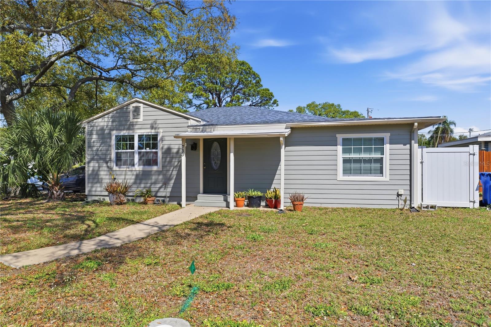 733 61ST AVE NE, ST PETERSBURG, FL, 33703