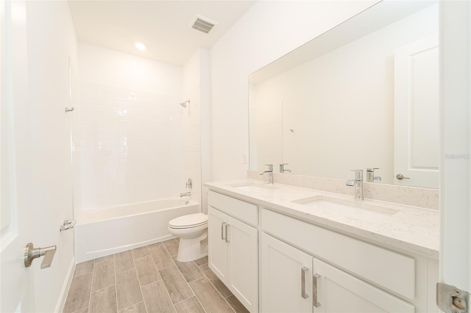 217 SE FASCINO CIR, PORT ST LUCIE, FL, 34984