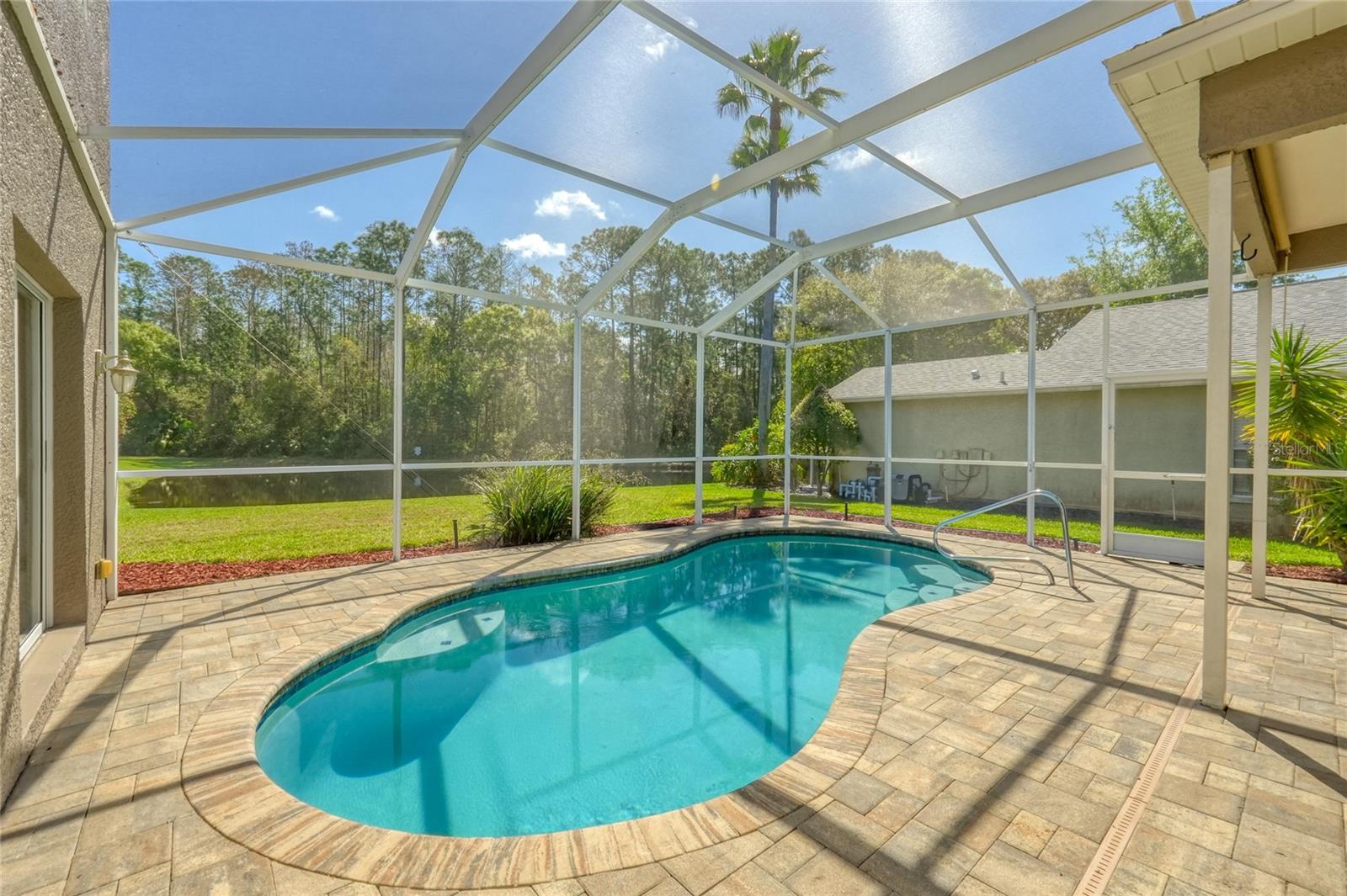 Incredibly peaceful backyard!