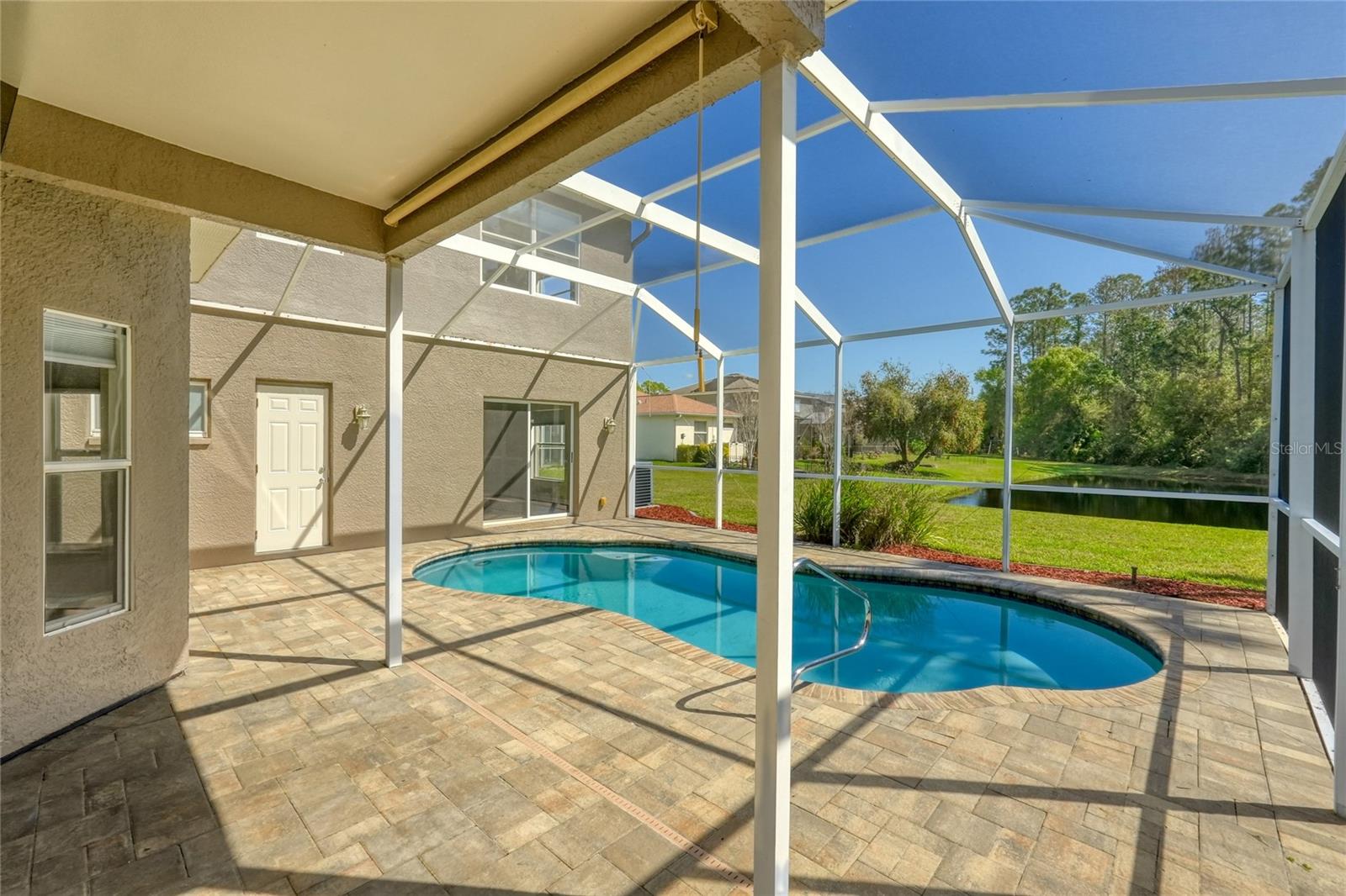 Beautiful Pavers! Pool CVage