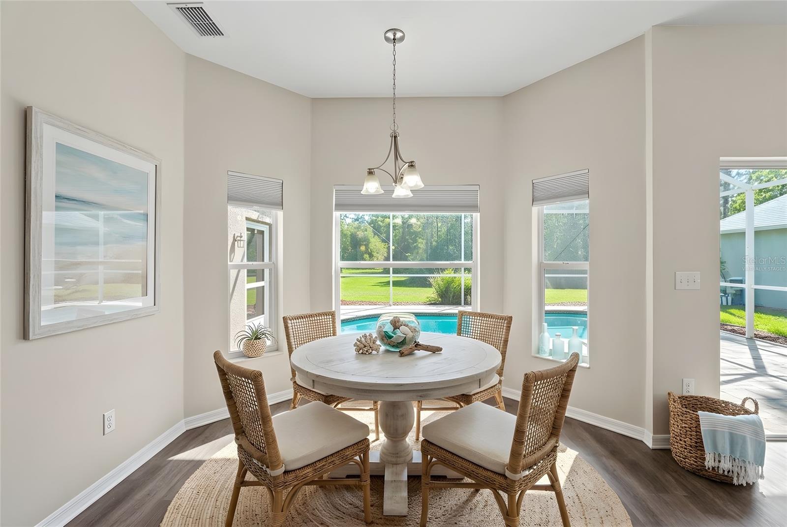 Virtually Staged - Breakfast Nook