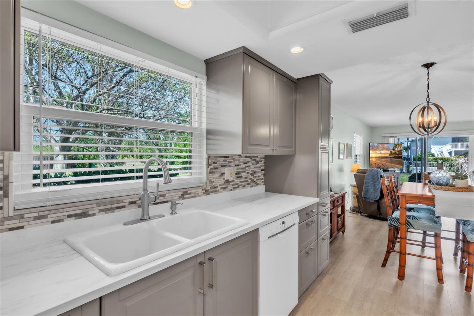 600 MANATEE AVE #145, HOLMES BEACH, FL, 34217